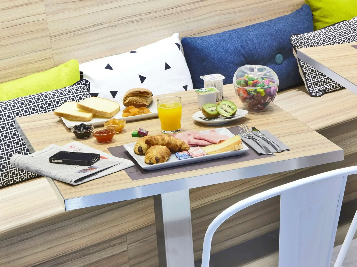 Hôtel Akena Crepy en Valois