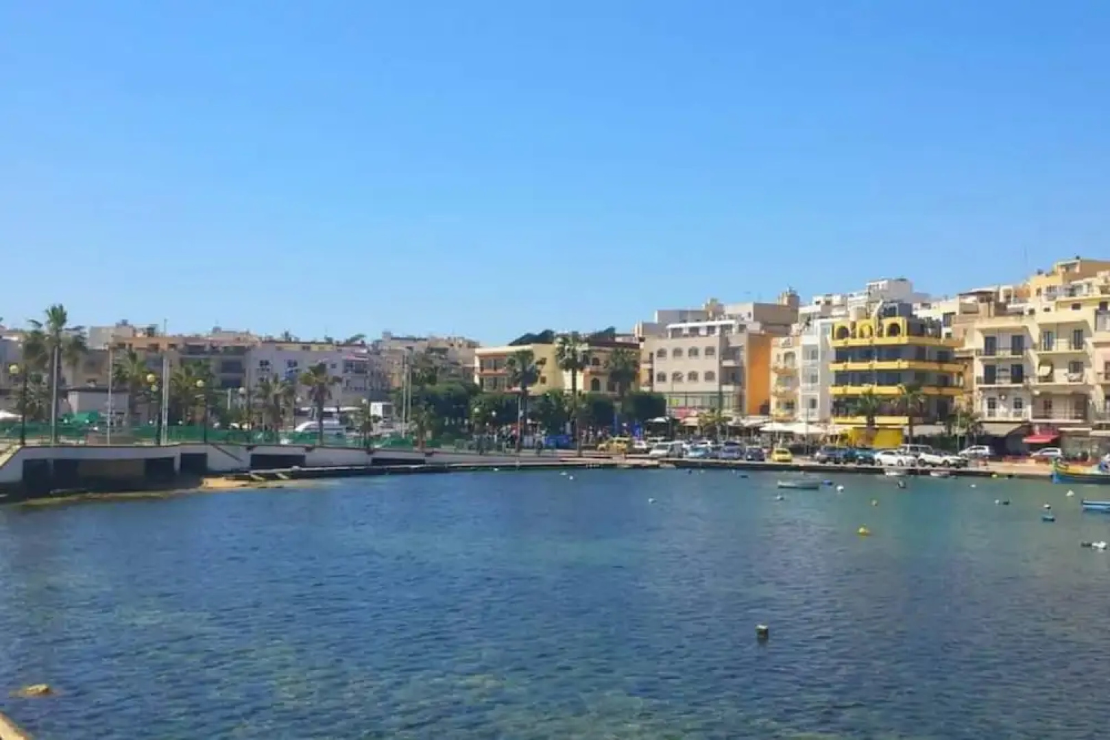 Peaceful Haven With Stunning Views Close to sea