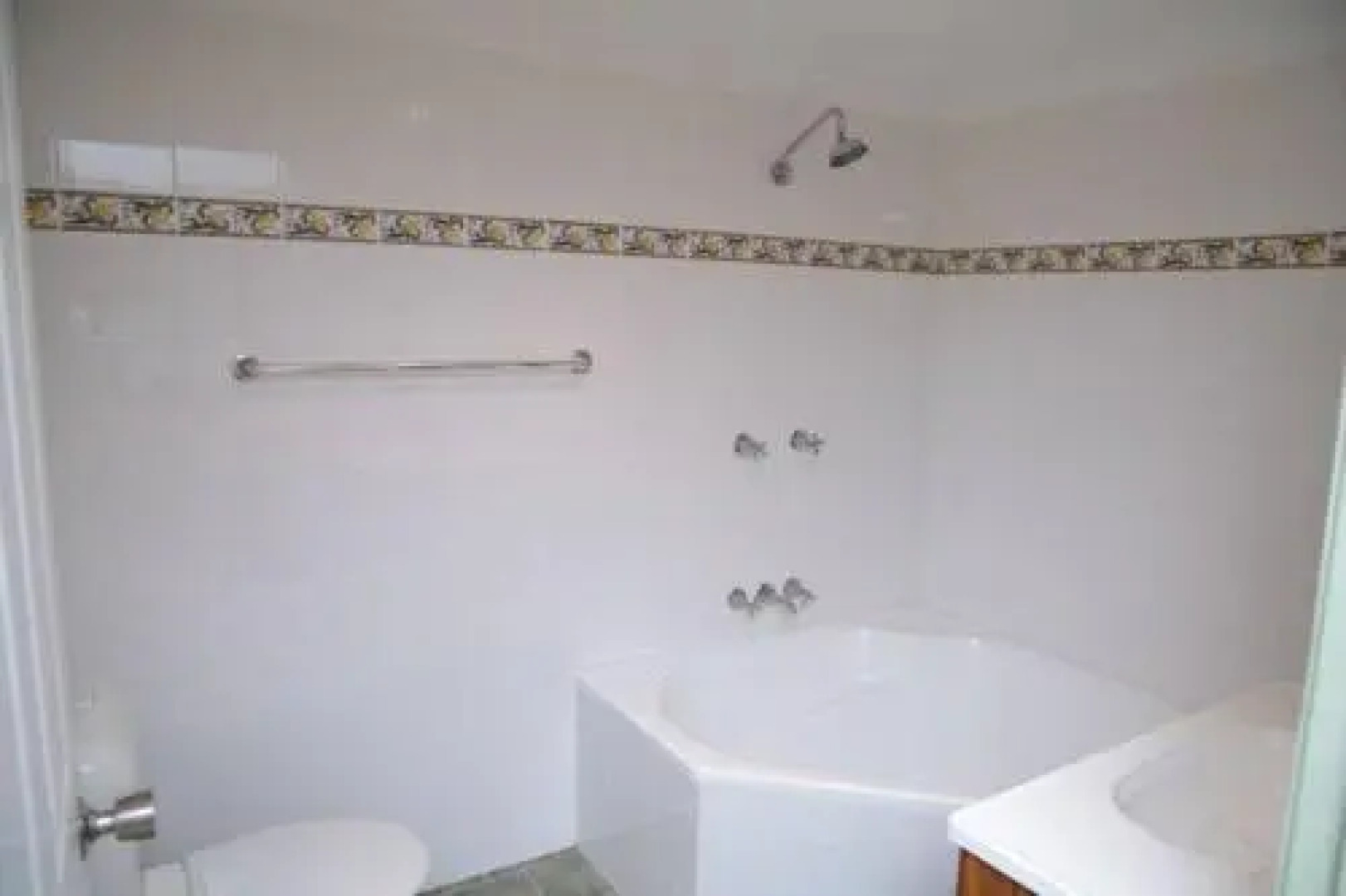 Berry, 16 East Street