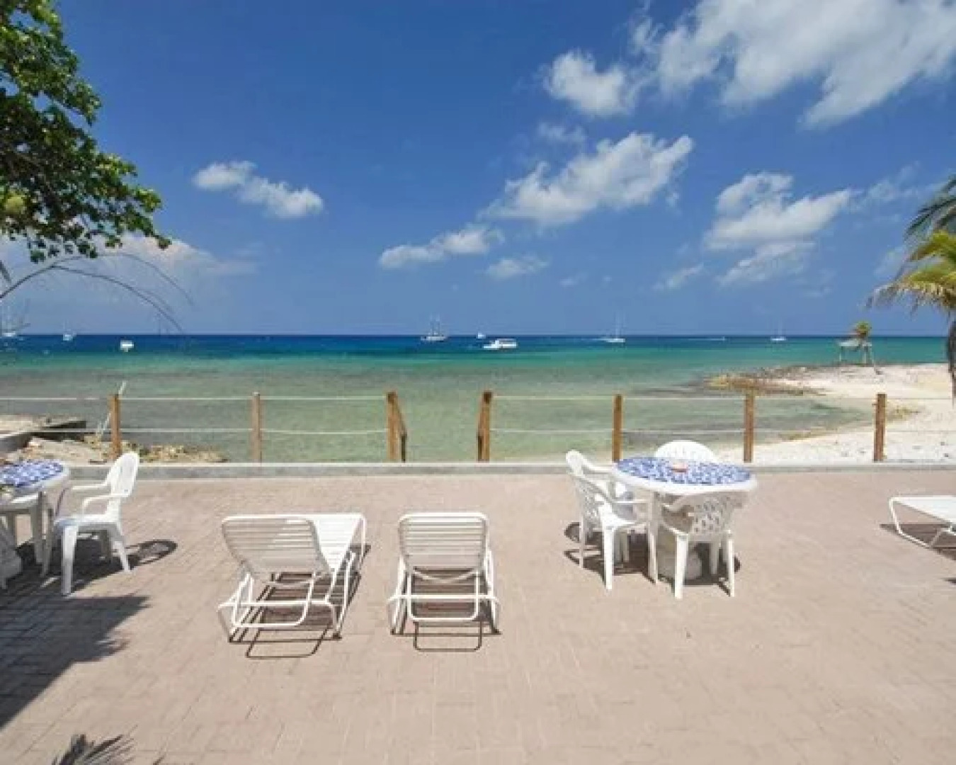 Coral Sands Resort, Grand Cayman, Cayman Islands