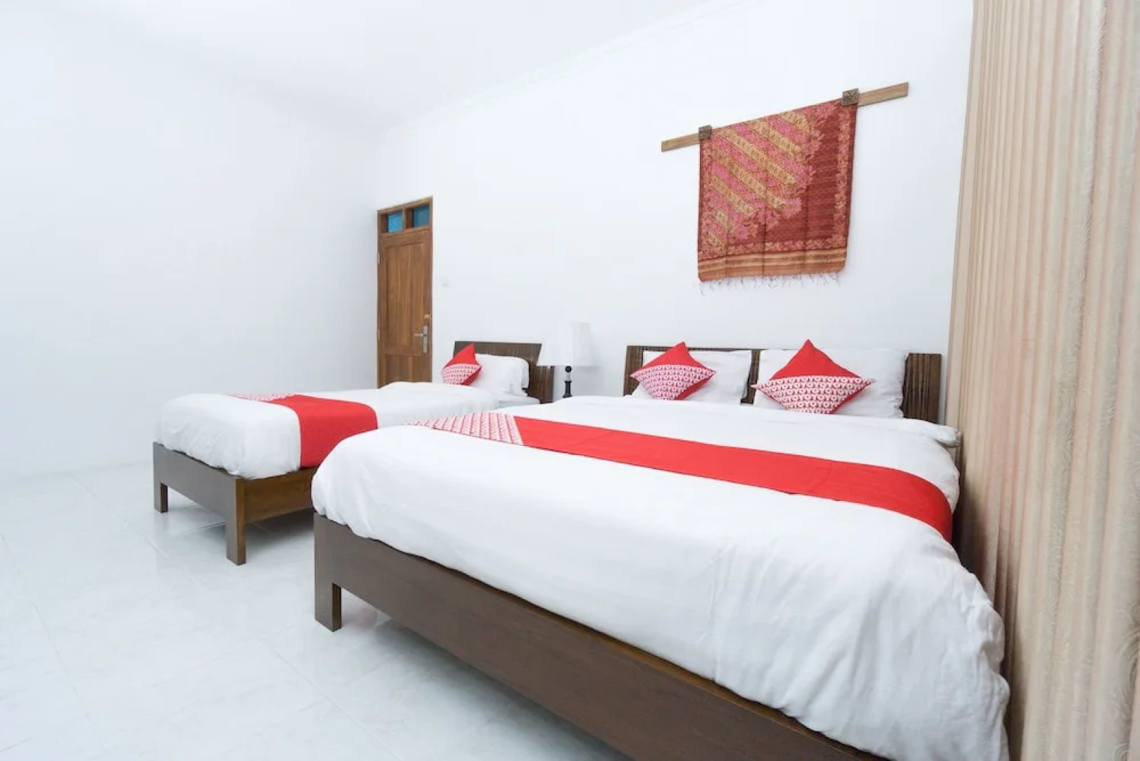 Oyo 1591 Ndalem Sidoarum Syariah