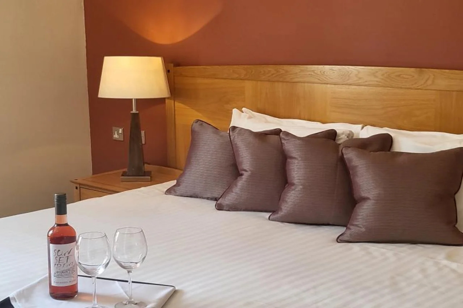 The Kingfisher Pub and Hotel