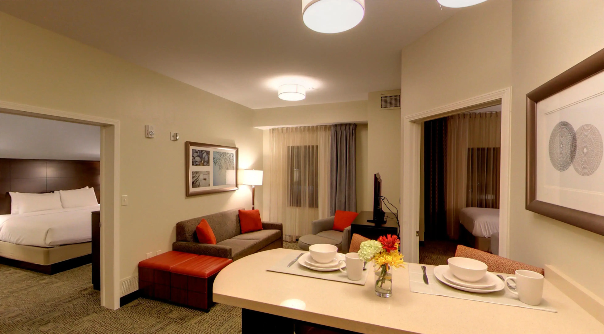 Staybridge Suites Ann Arbor- Univ of Michigan by IHG