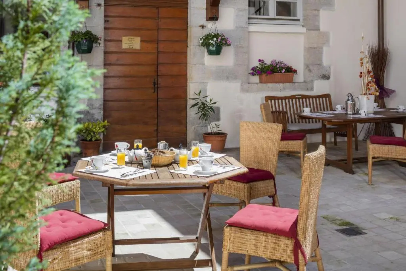 Appart Hôtel Charles Sander