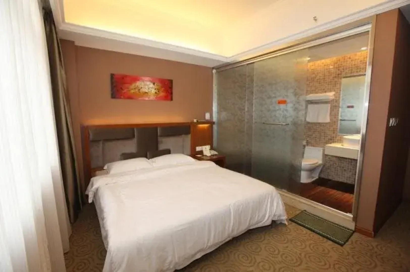 Yijing Holiday Hotel
