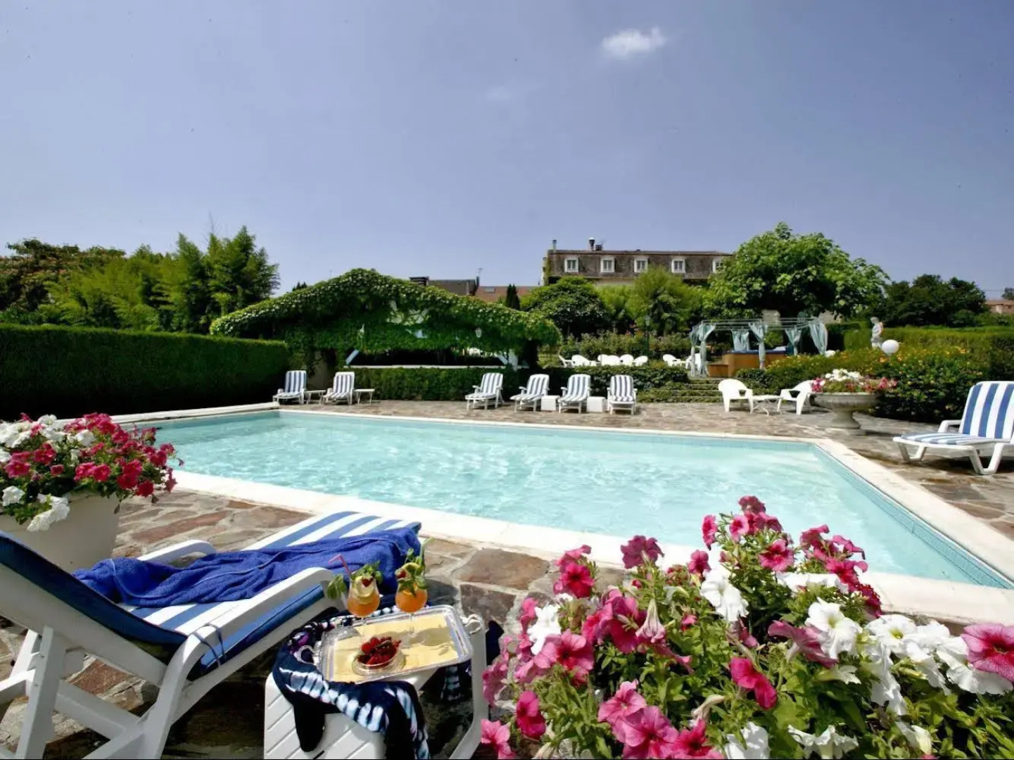 Hostellerie Saint Jacques