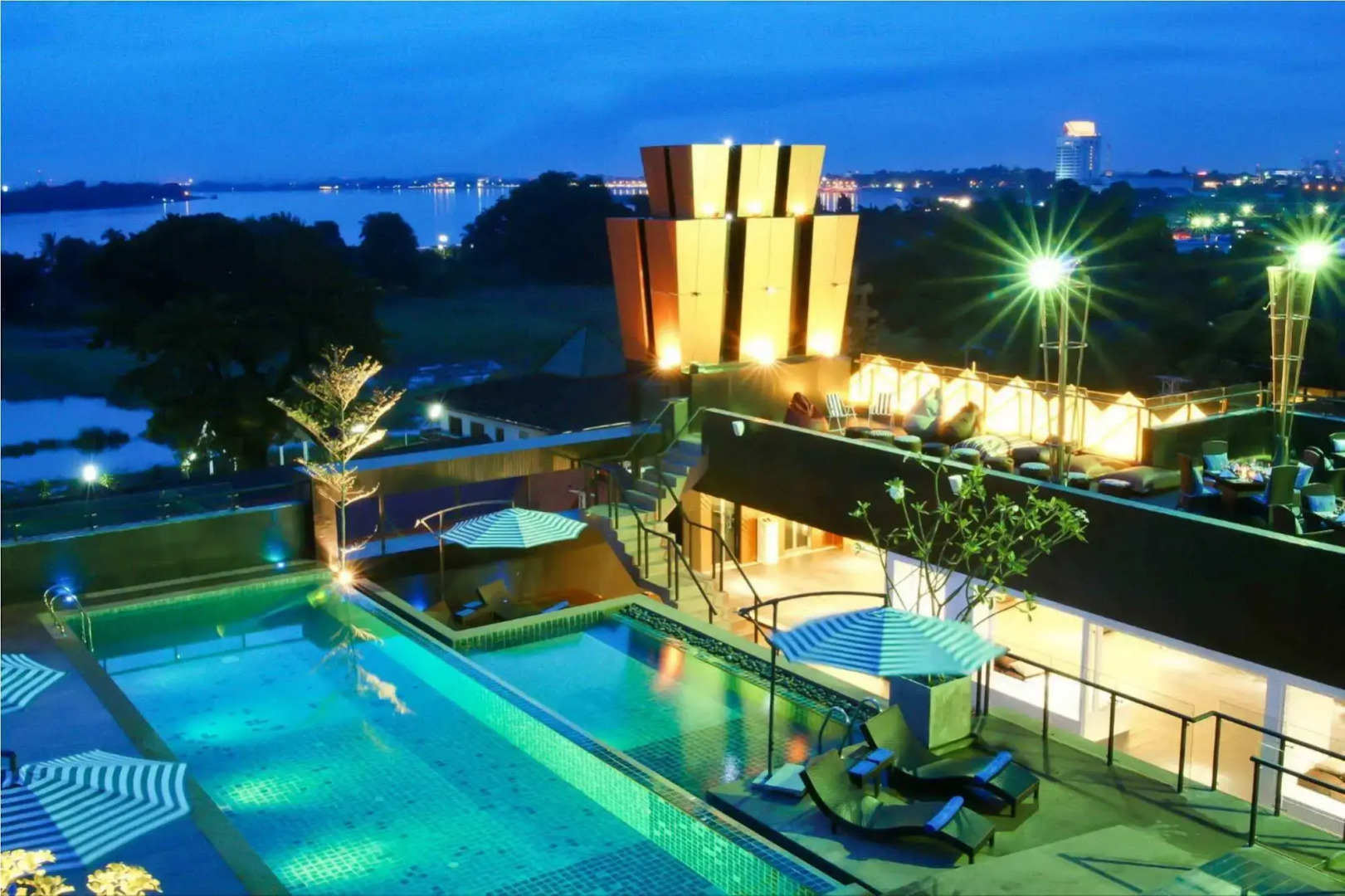 Rashmis Plaza Hotel Vientiane