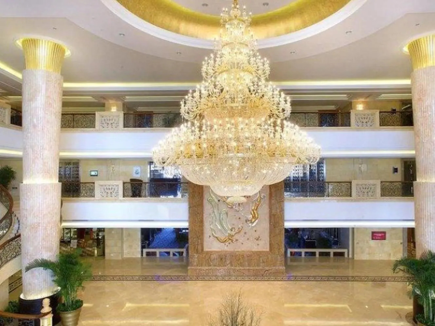 Grand New Century Hotel Ninghai Jinhai