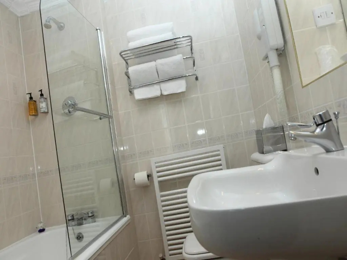 Gatwick Cambridge Hotel