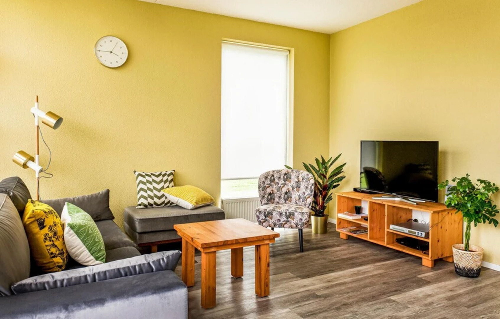 Nice Home in Vlagtwedde With 3 Bedrooms, Indoor Swimming Pool and Swimming Pool