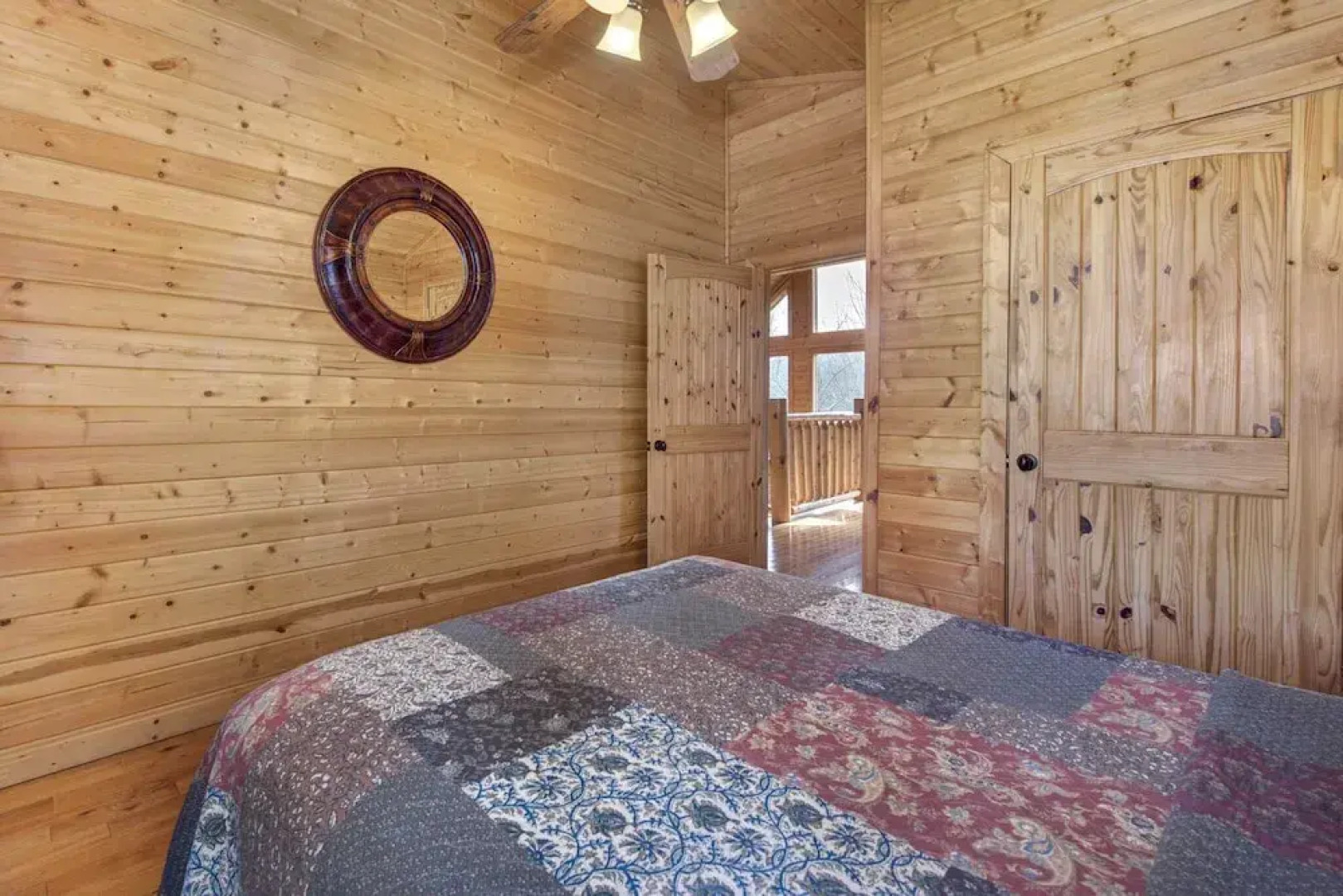 Woodland Wonder w/ Hot Tub and Pool Table!