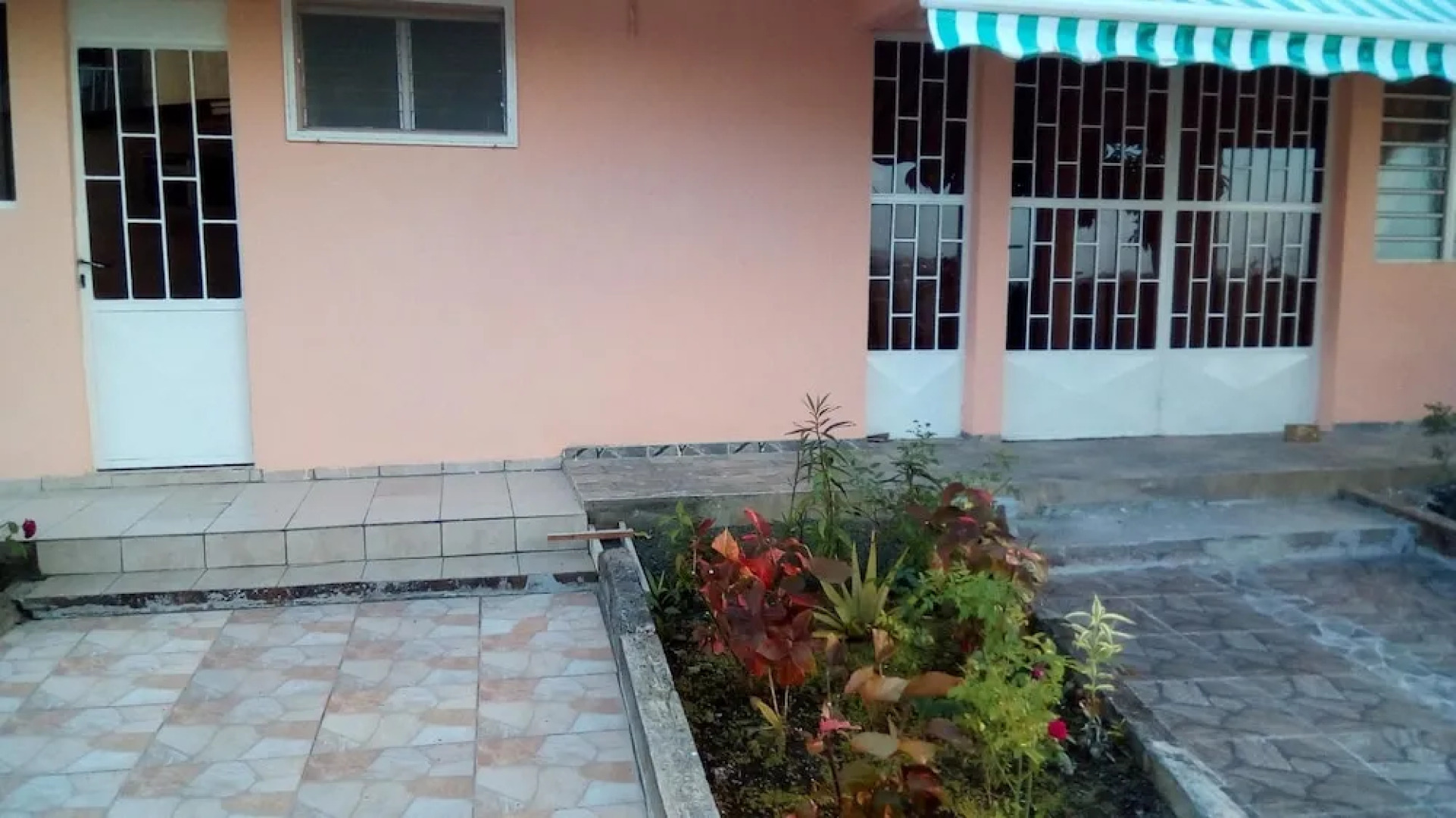 Apartment With one Bedroom in Vauclin, With Wonderful sea View, Enclos