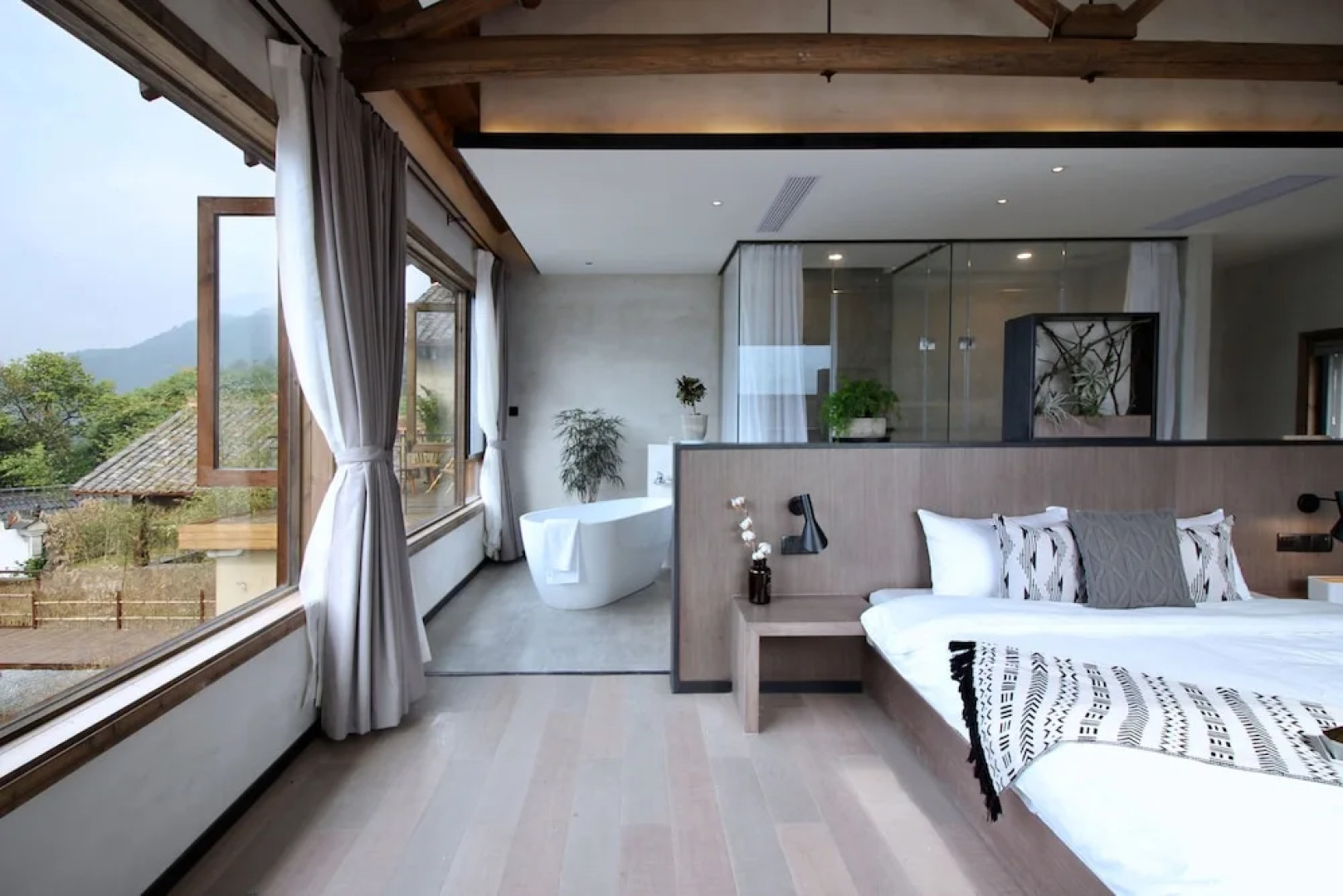 Cloud Community Guesthouse