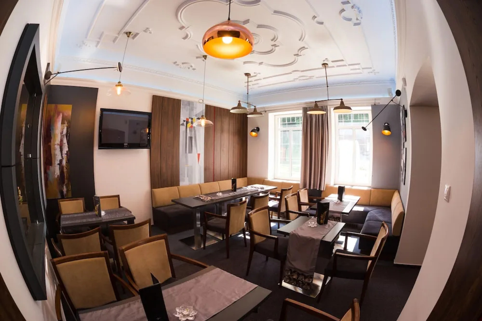 Kupele Cerveny Klastor Smerdzonka