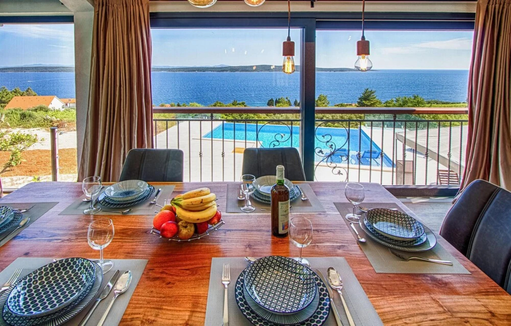 Amazing Home in Zavala With 3 Bedrooms, Wifi and Outdoor Swimming Pool