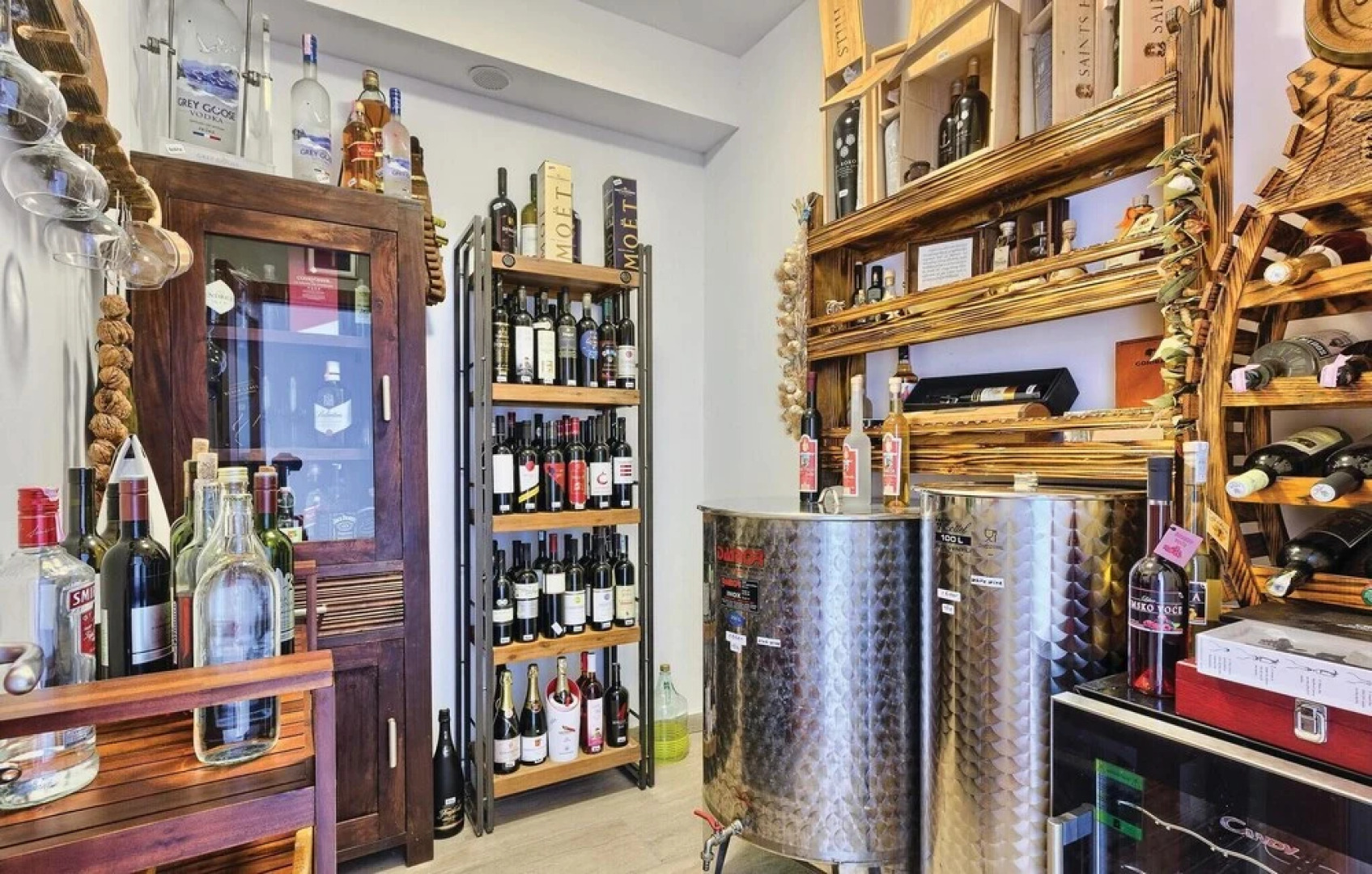 Awesome Home in Lokva Rogoznica With Sauna, Wifi and 4 Bedrooms