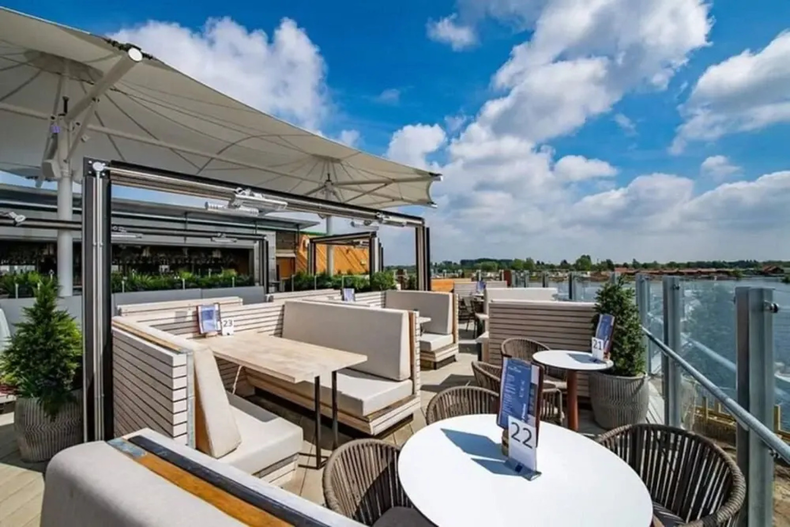 Luxury Hot Tub Retreat Caravan At Tattersall