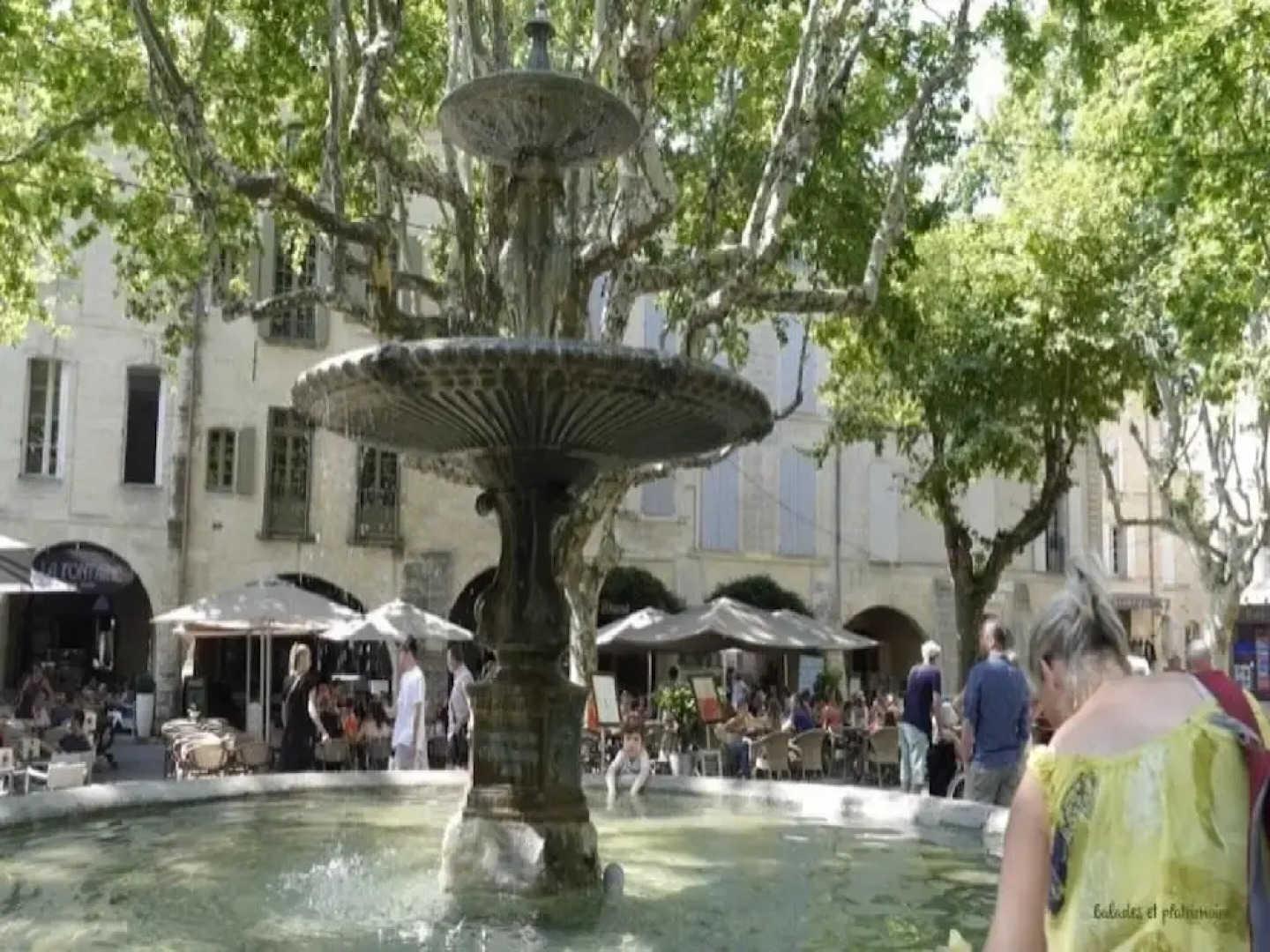 Beautiful Holiday Apartment in Uzes With Balcony