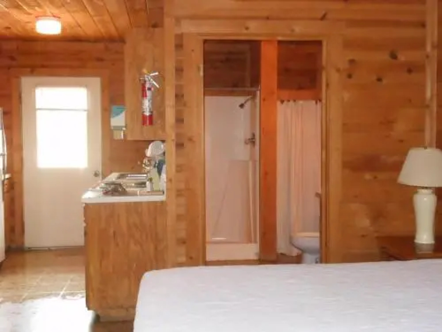 Bay Landing Camping Resort Cabin 18