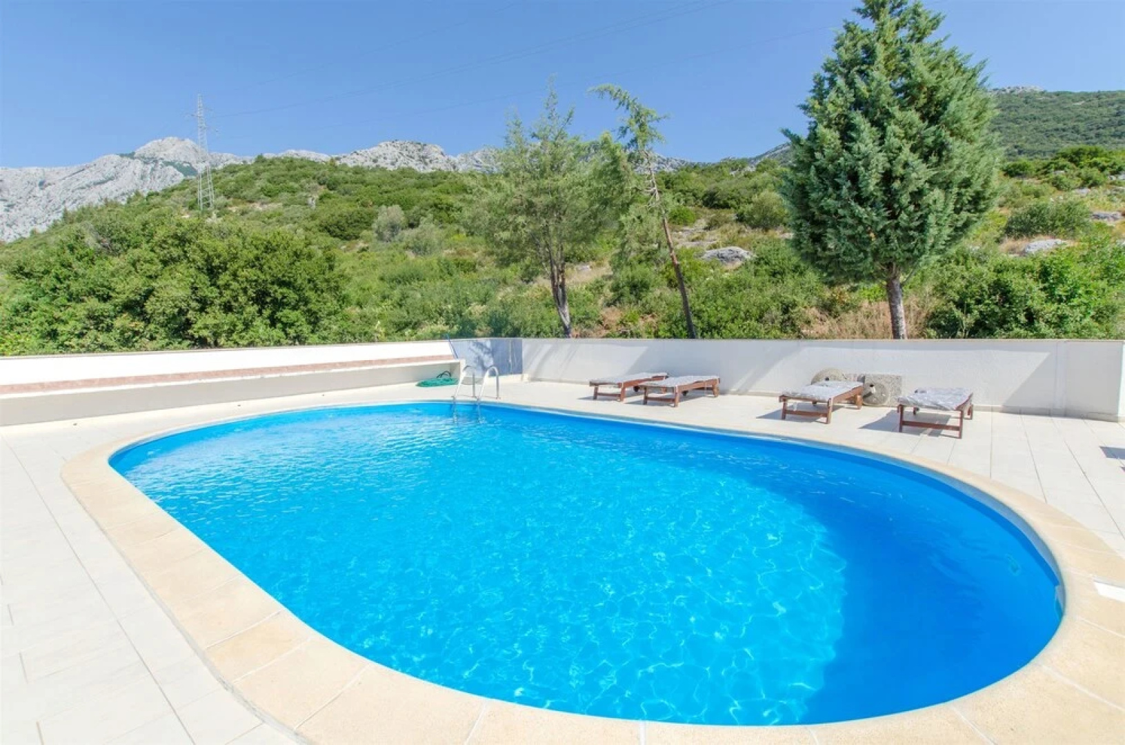 Apartments Spomenka