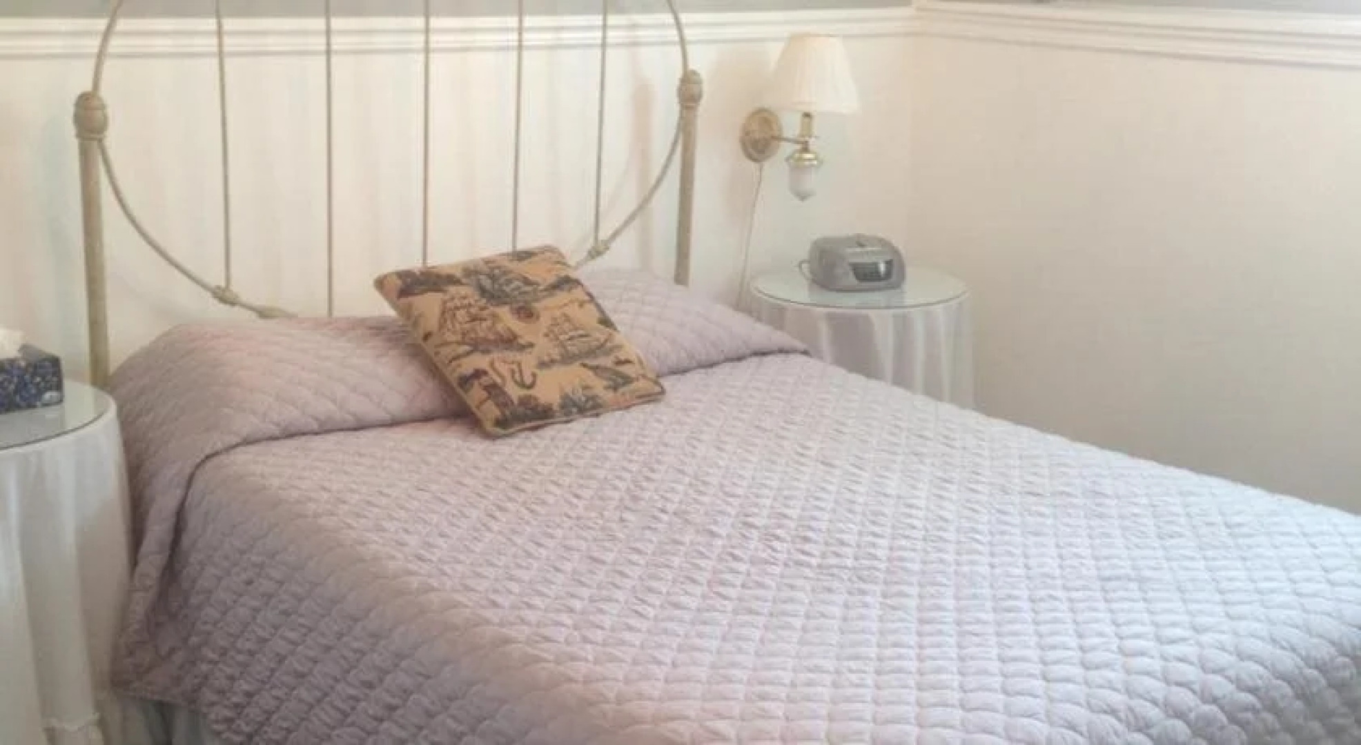 Aarons Dove House Bed & Breakfast Harbourside