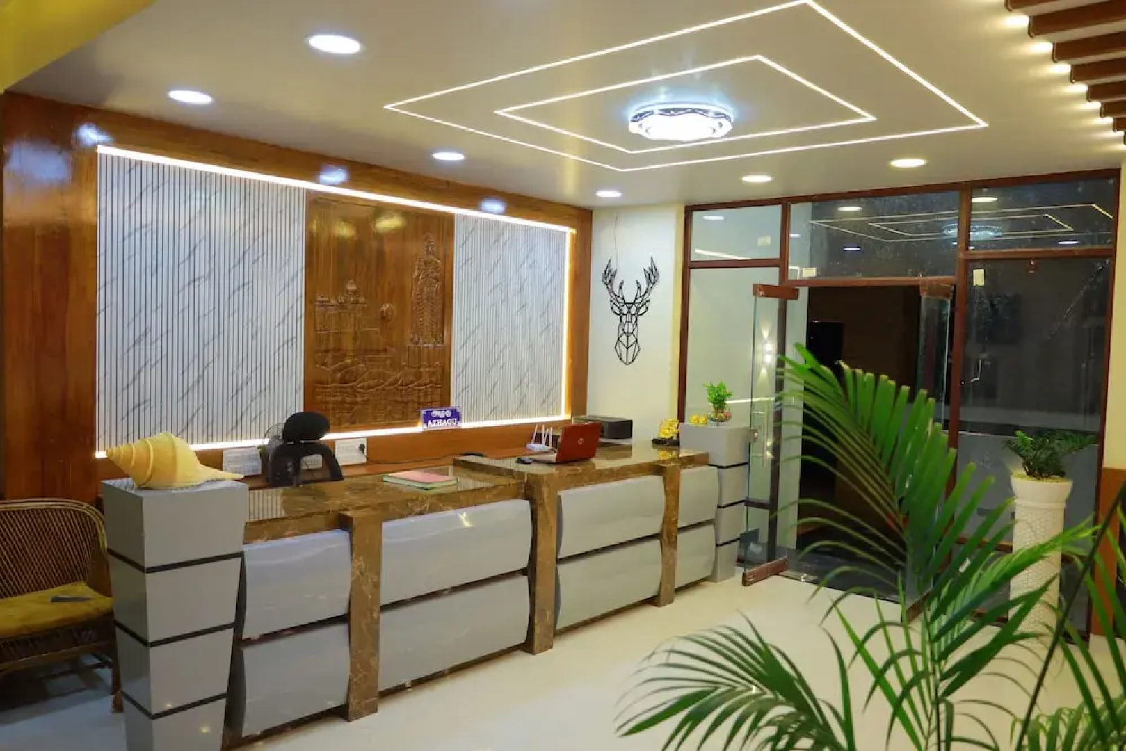 Azhagu Beach Resort