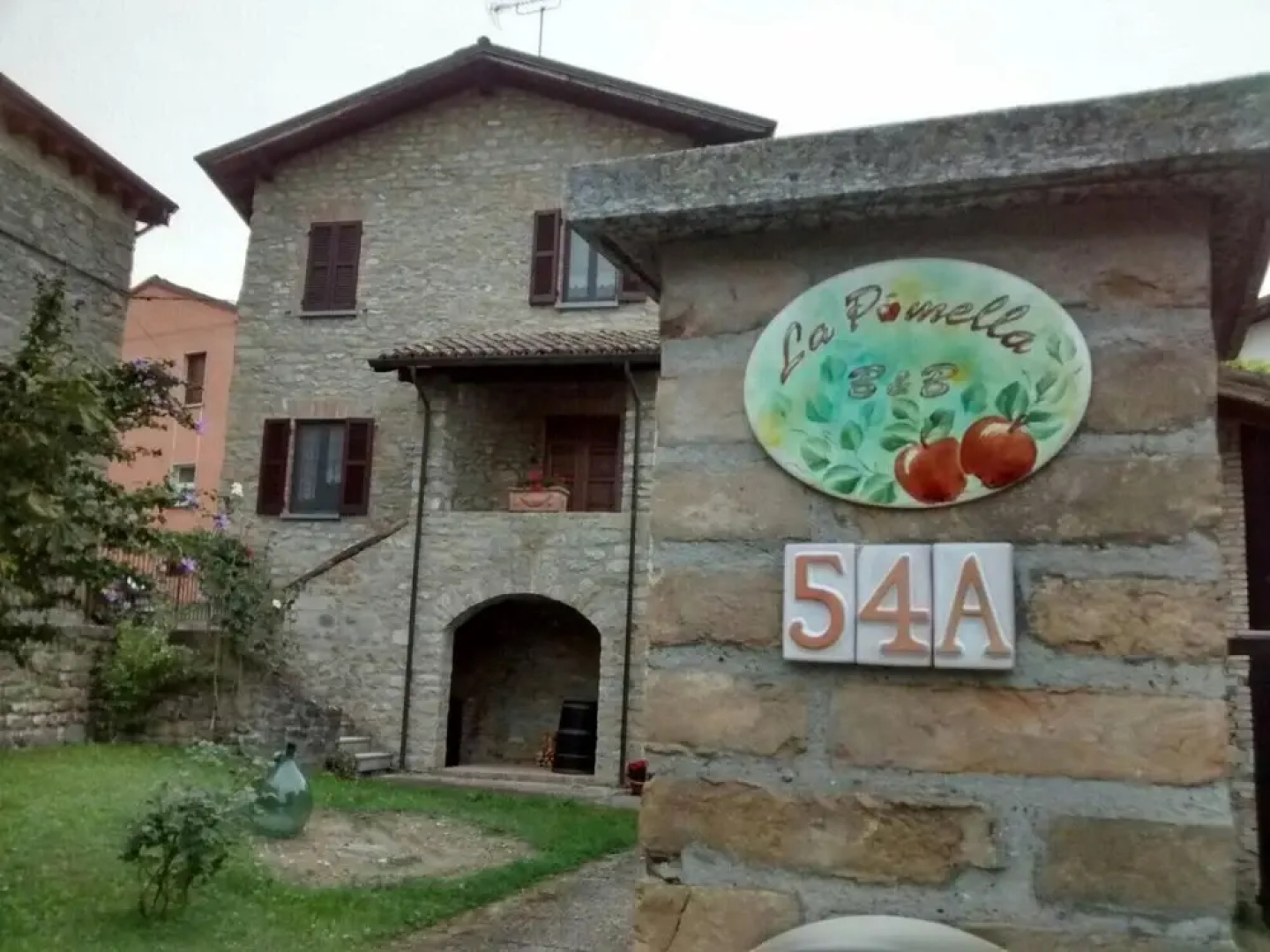 La Pomella
