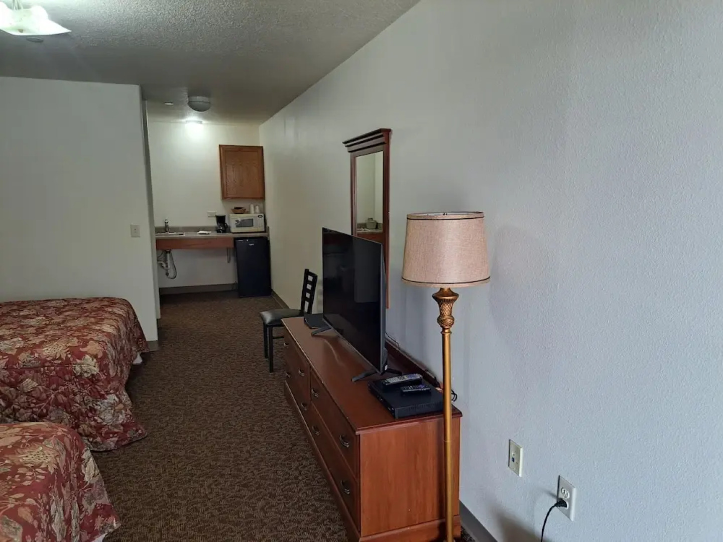 Hanks Reno Junction Lodge