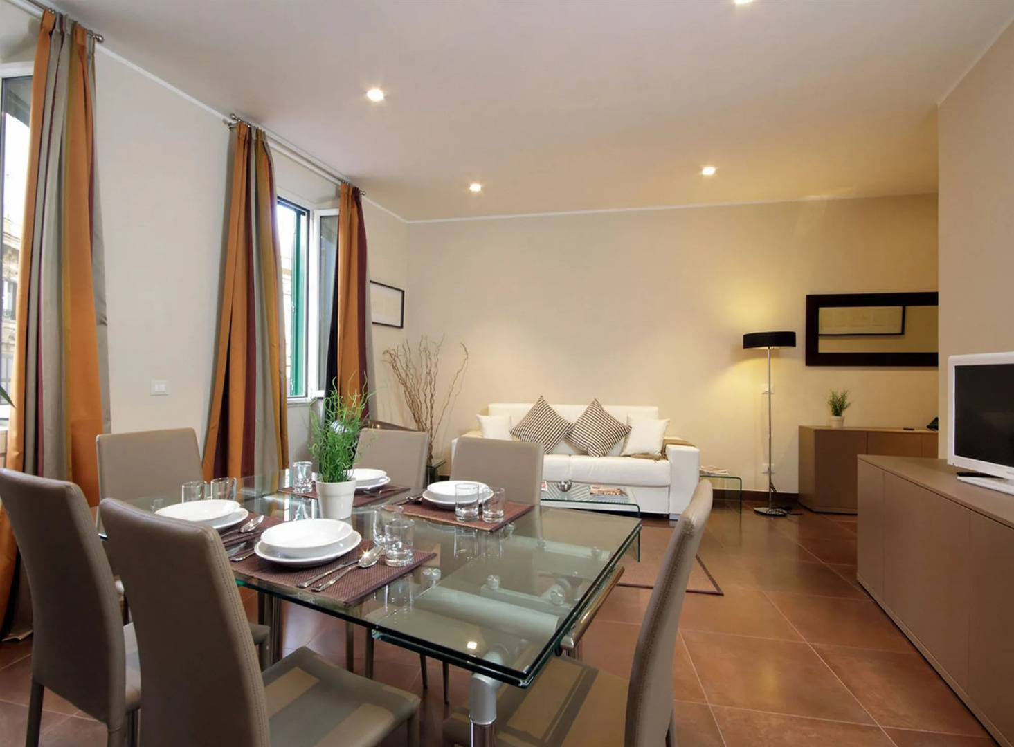 Colosseo Gardens - My Extra Home