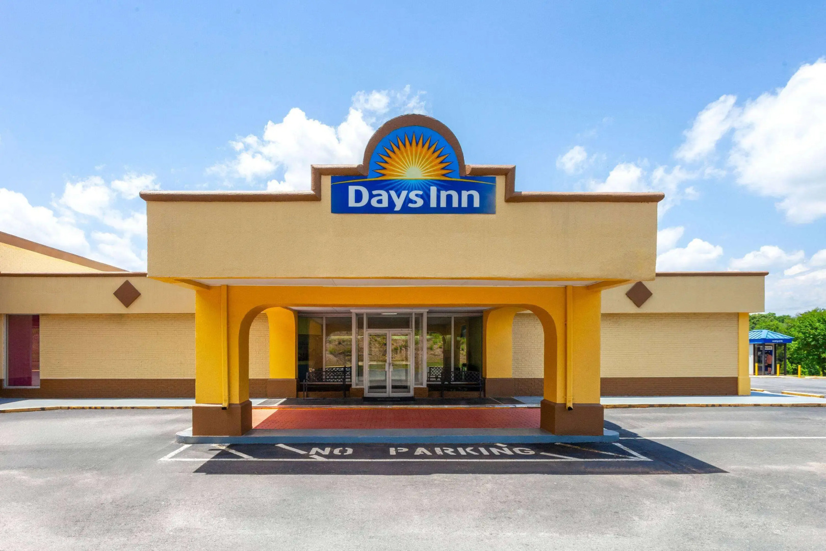 Days Inn by Wyndham Shelby