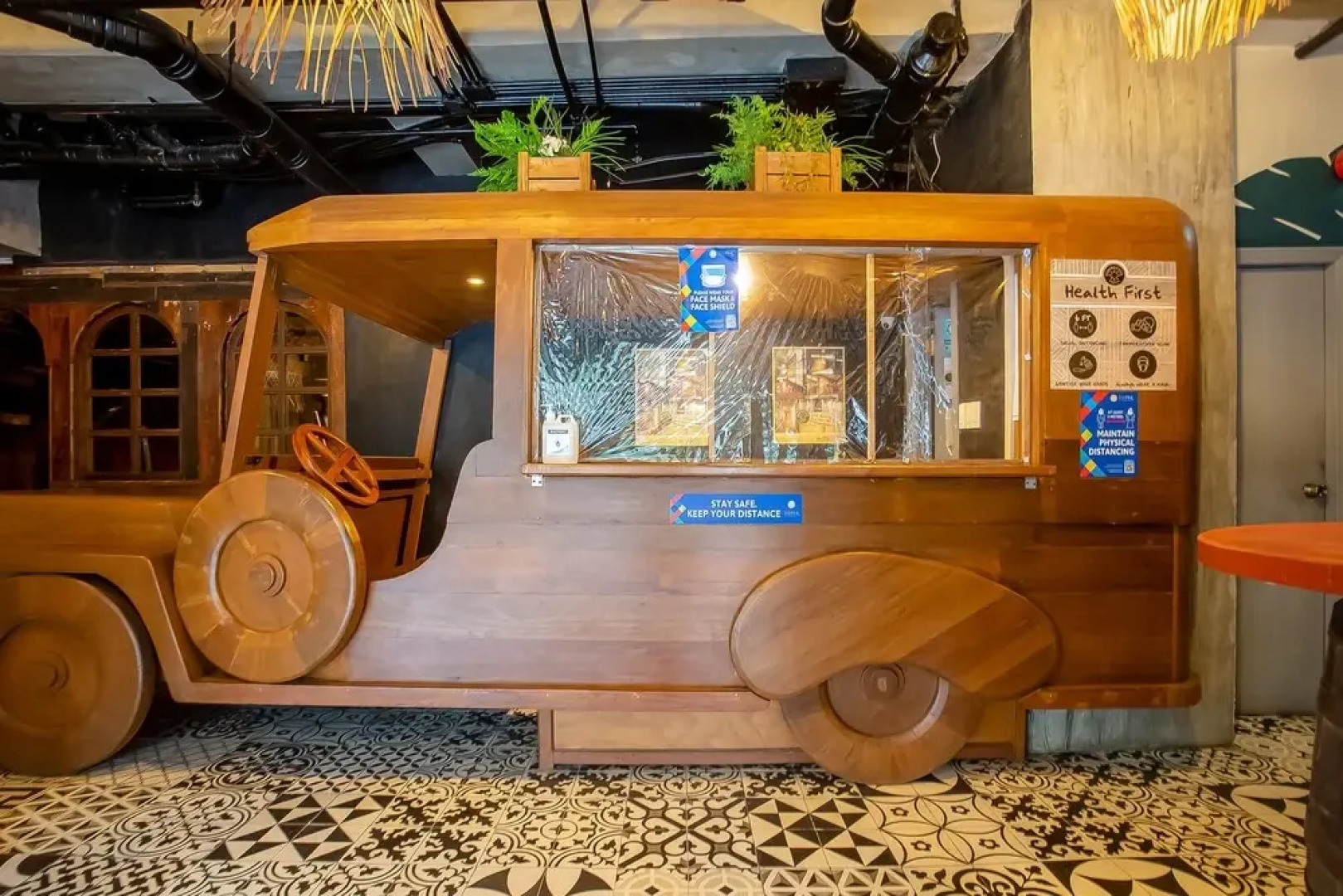 OYO 821 Connector Hostel