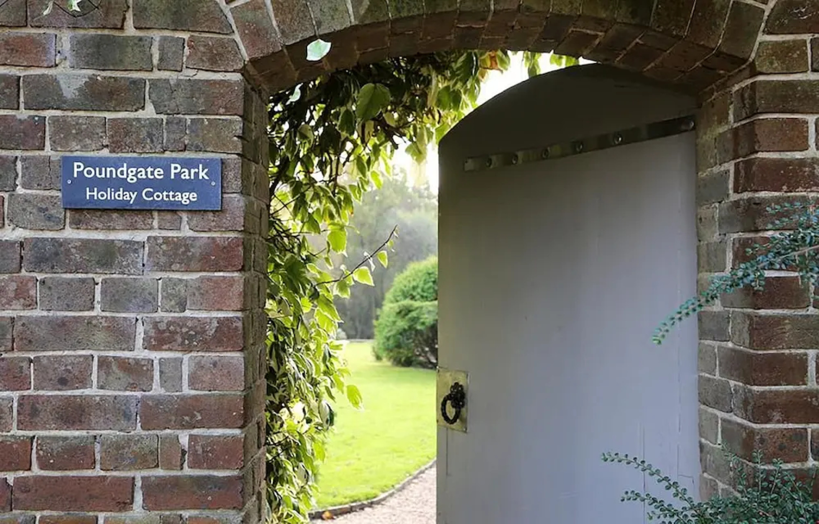 Poundgate Park Holiday House