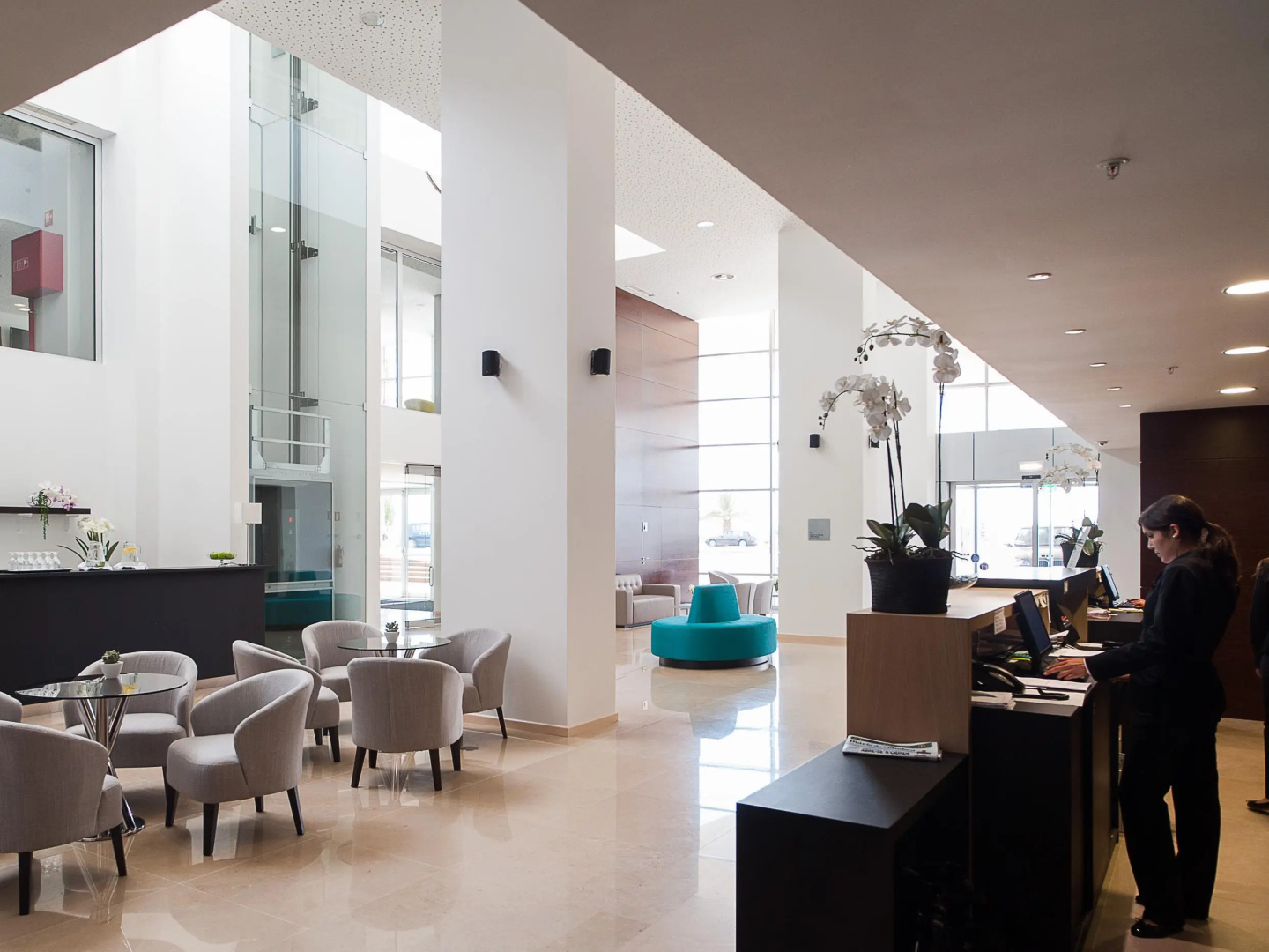 Eurostars Oasis Plaza Hotel