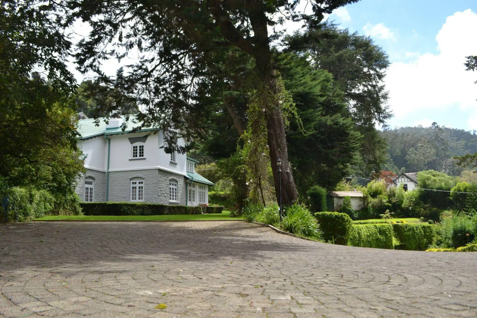 Brockenhurst Villa