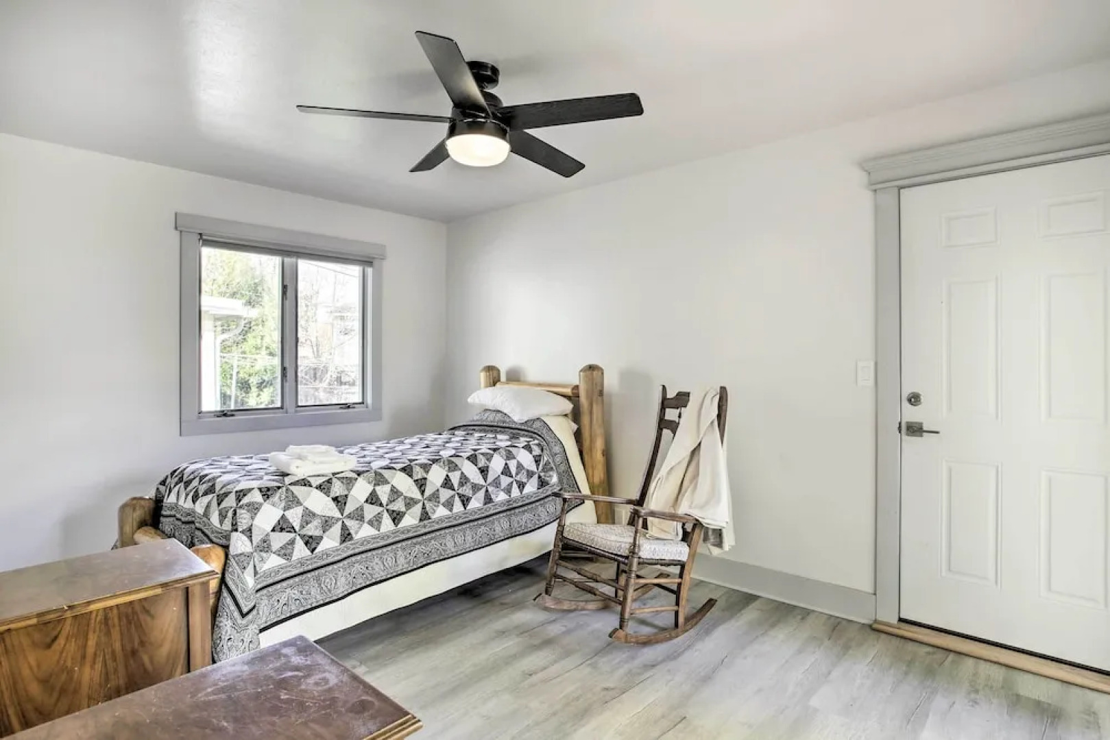 Sheridan Getaway Near Dtwn, Fishing + Hiking!