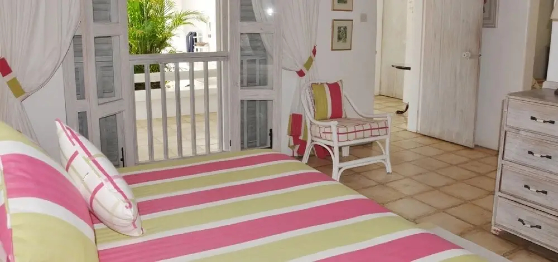 Villa Buttsbury House