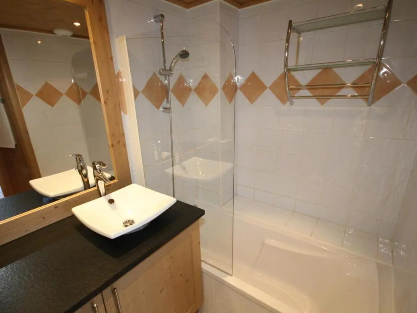 Appartement Villard-sur-Doron, 4 pièces, 9 personnes - FR-1-293-89