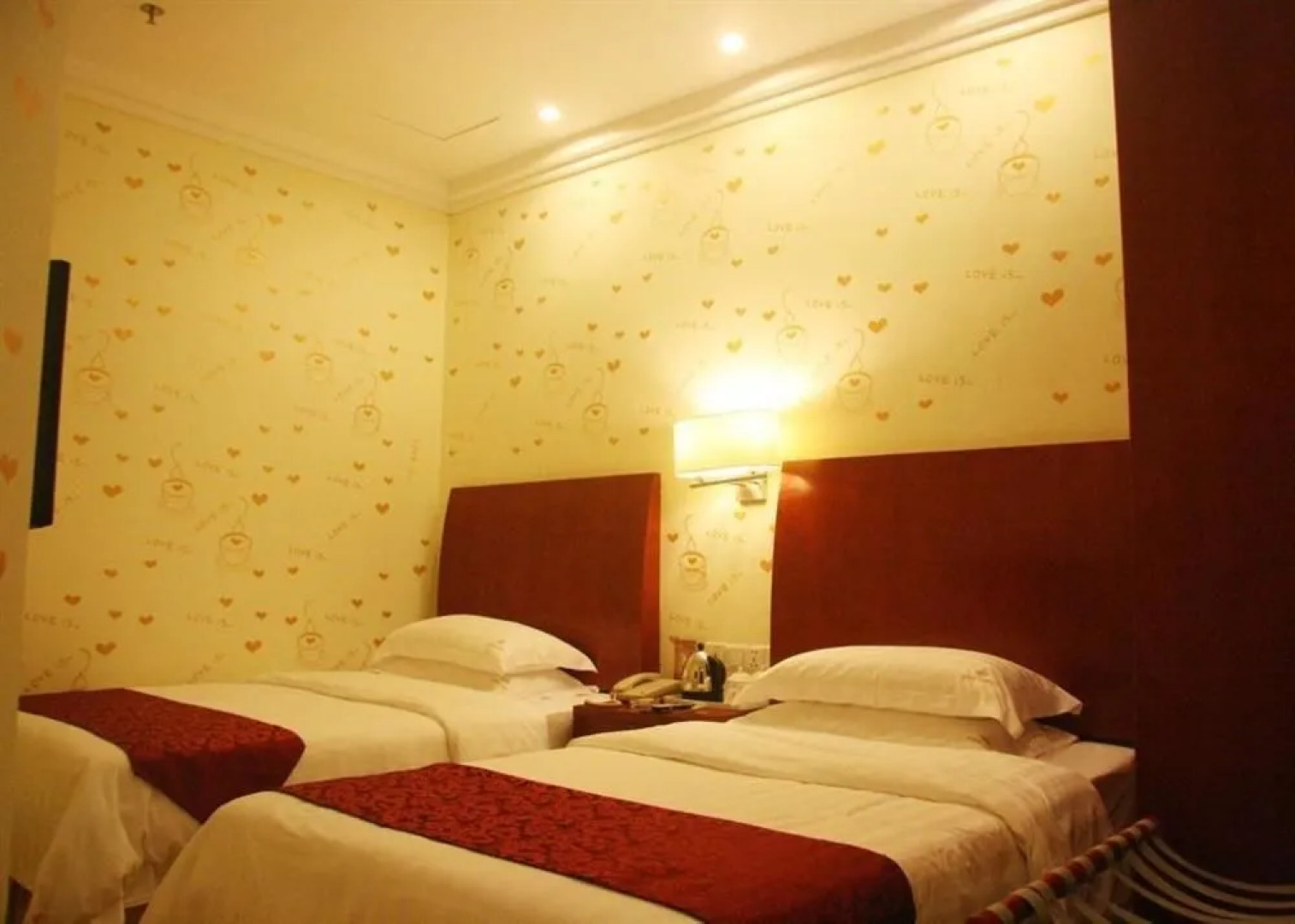 Xiamen Kellywood Hotel