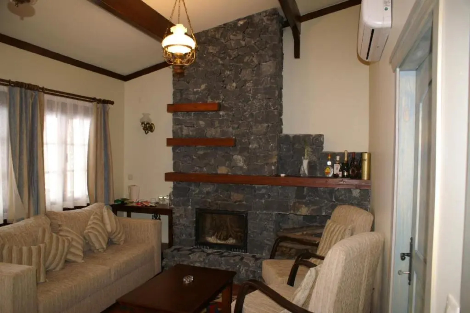 Dolunay Fanizan Otel