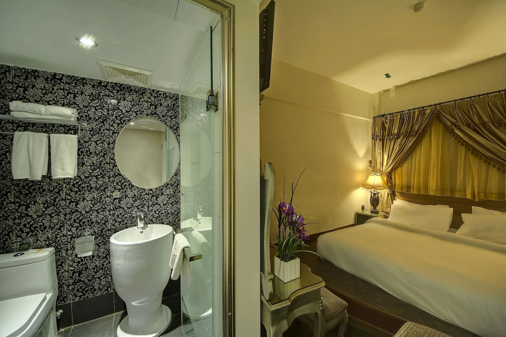 Arenaa Batik Boutique Hotel