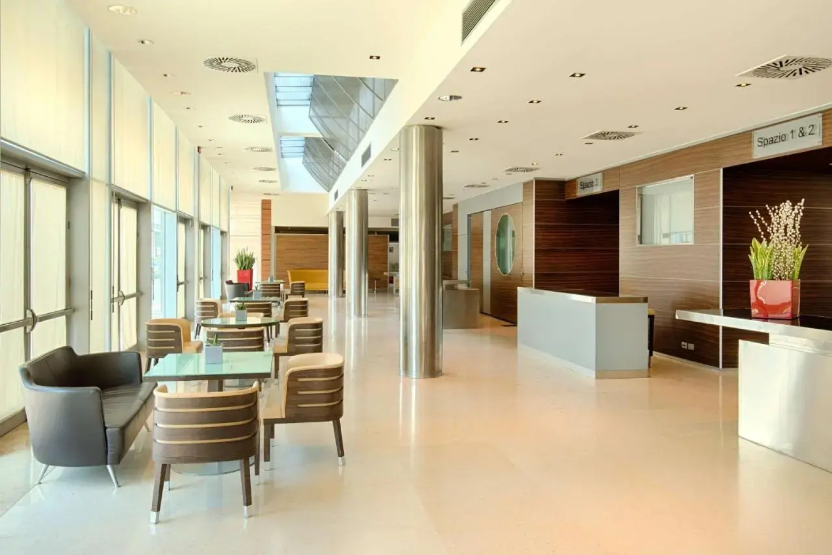 Отель NH Venezia Laguna Palace