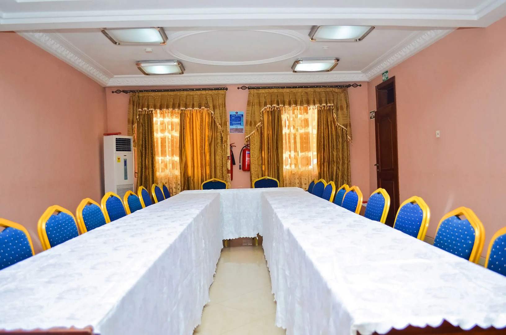 Bethel Heights Hotel