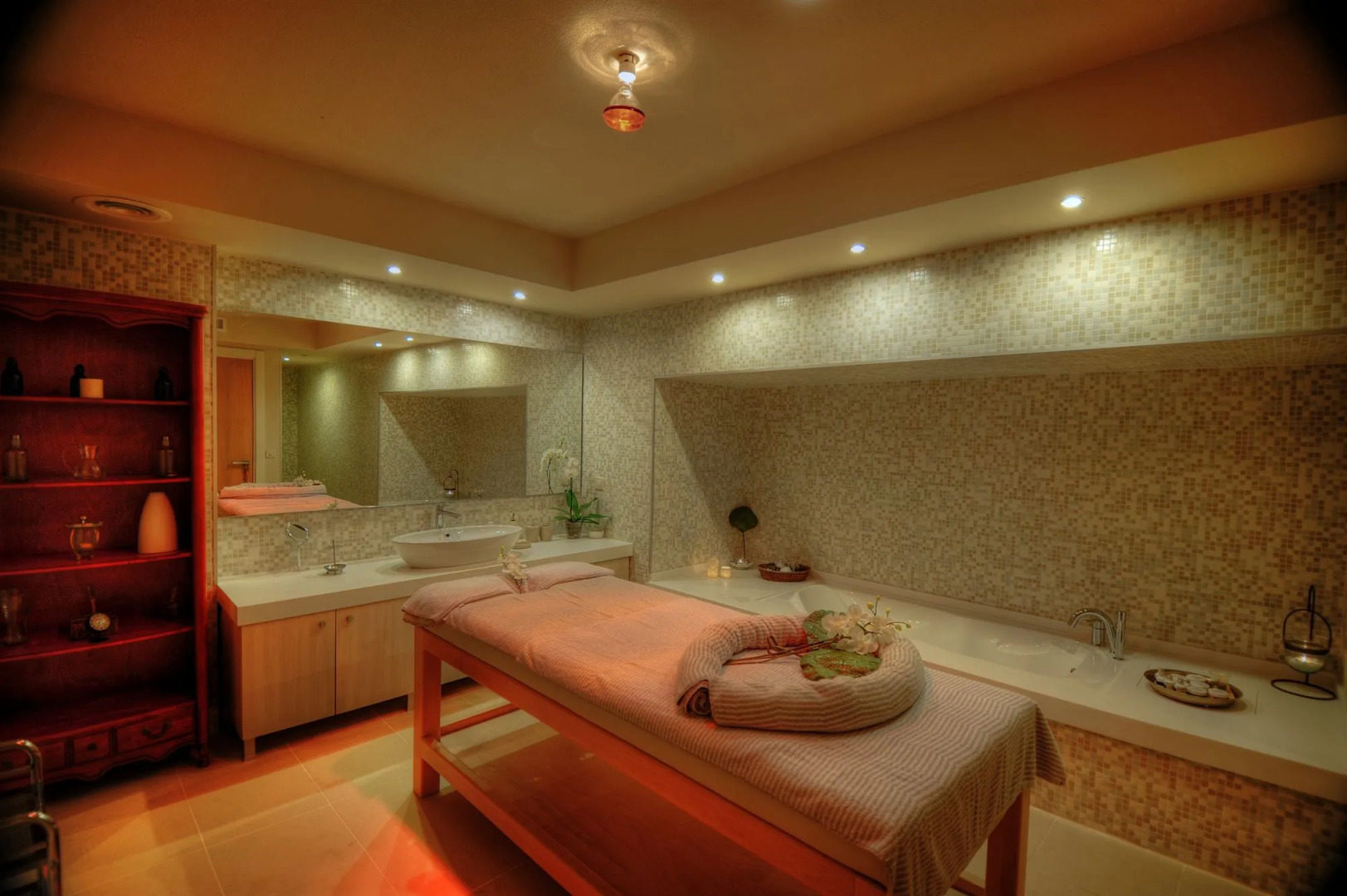 LVZZ Hotel - Boutique Class