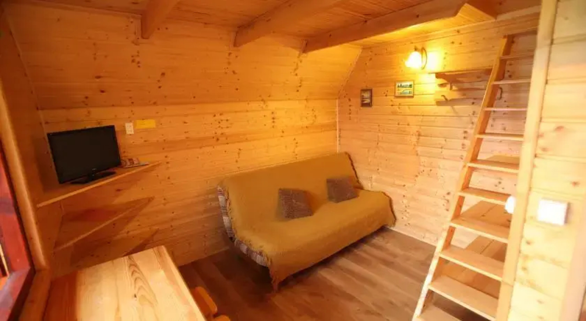 Domki Letniskowe u Karola