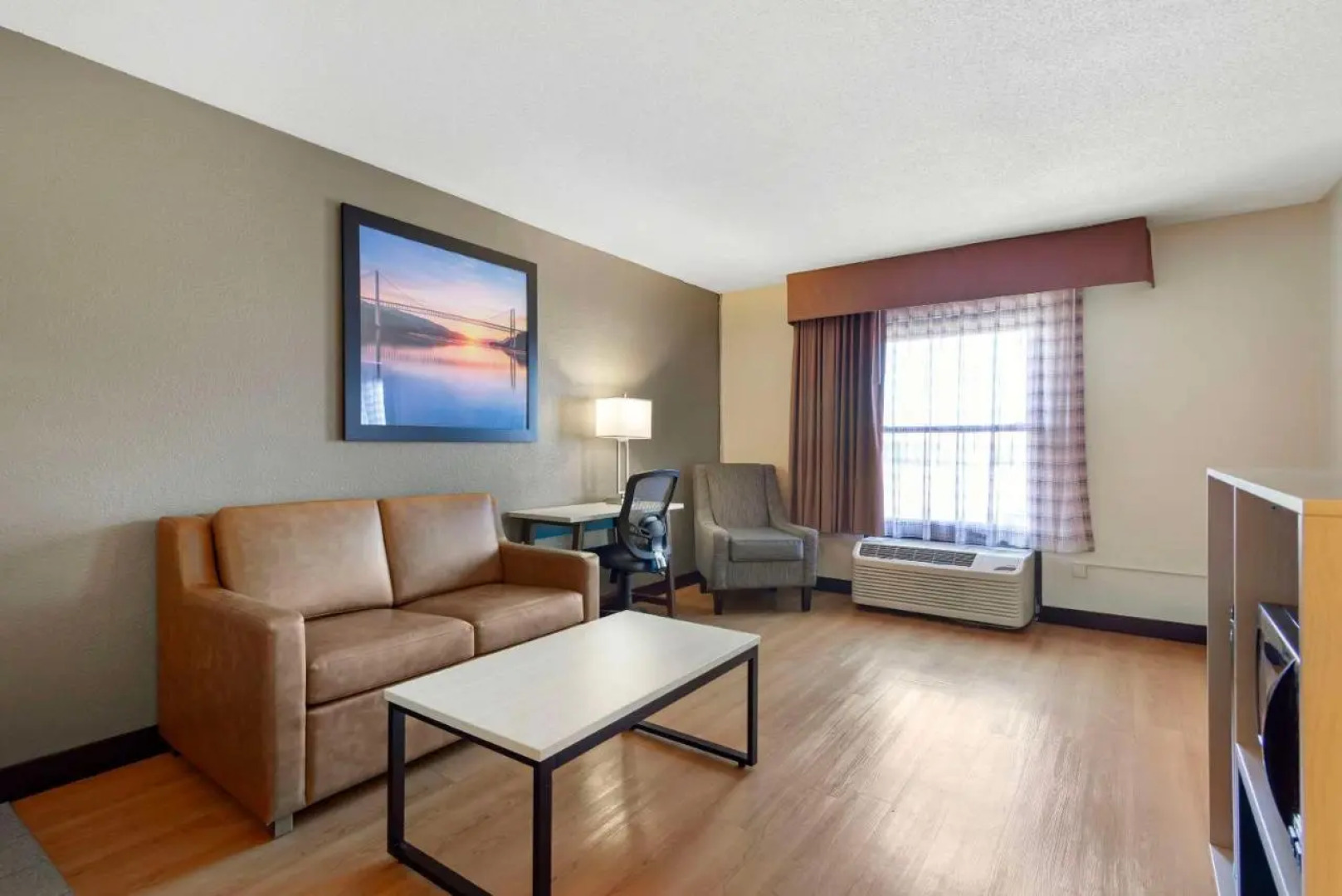 Holiday Inn Express Valley W Point Area