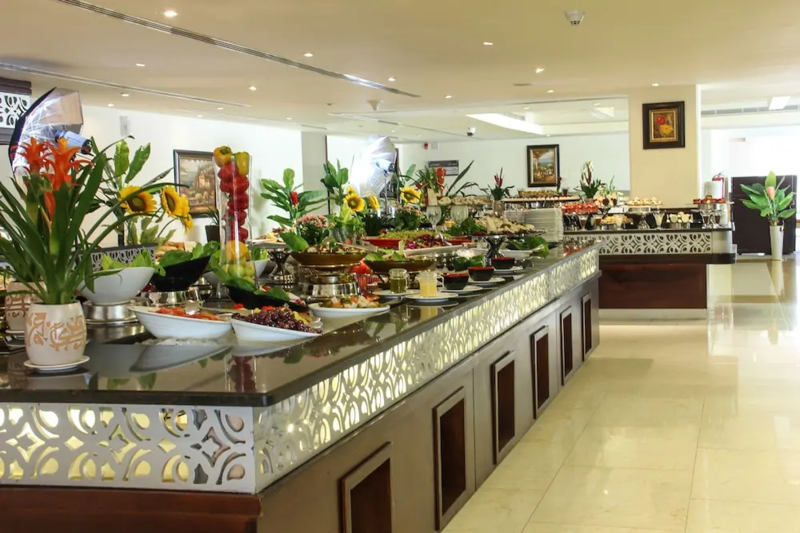 Lagoon Hotel & Resort