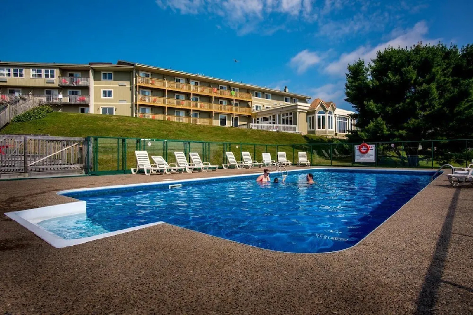 Oak Island Resort & Conference Centre