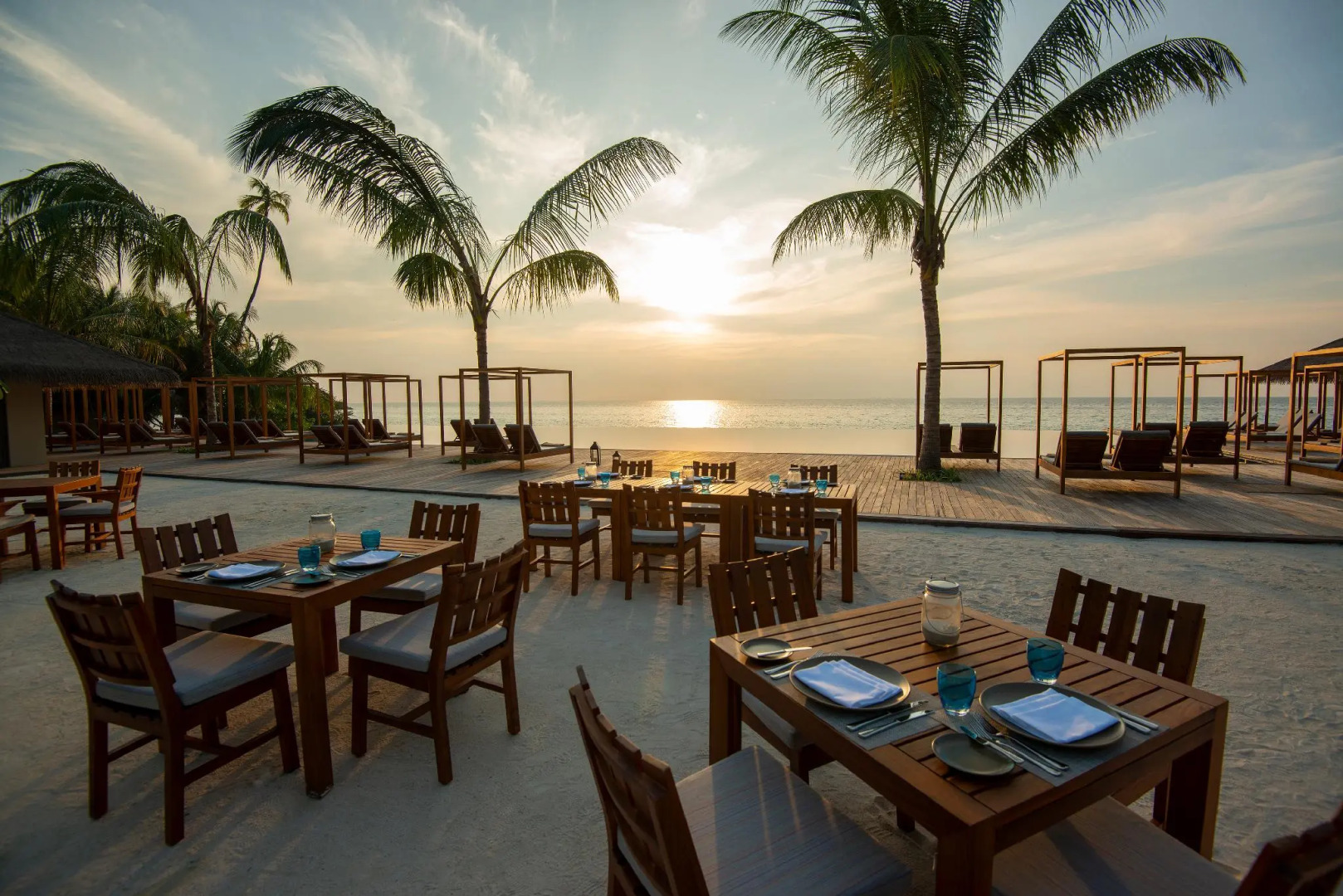 Отель The Residence Maldives at Dhigurah