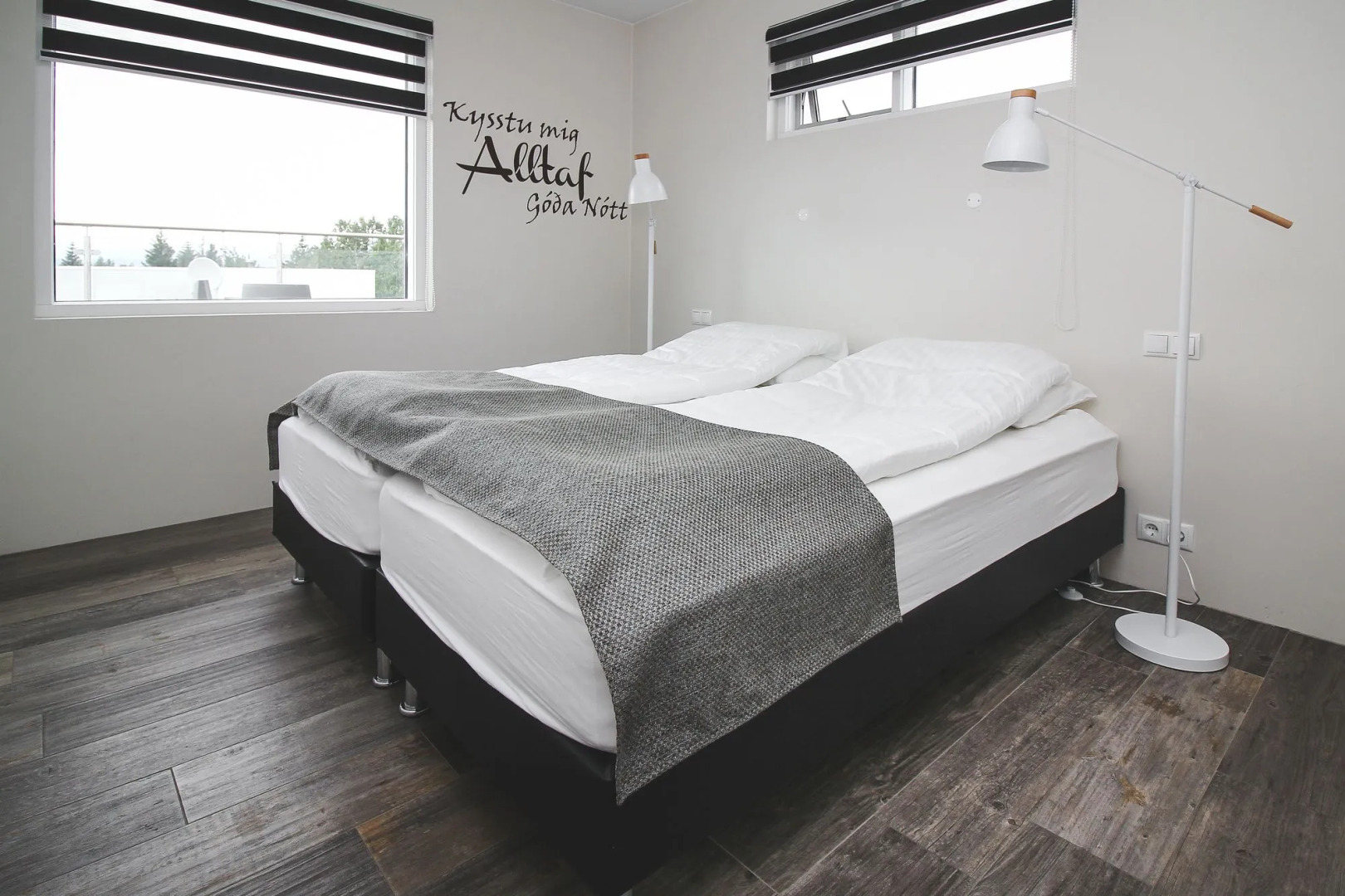 Bella Apartments & Rooms