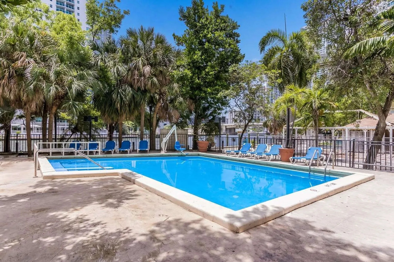 Comfort Inn & Suites Downtown Brickell-Port of Miami